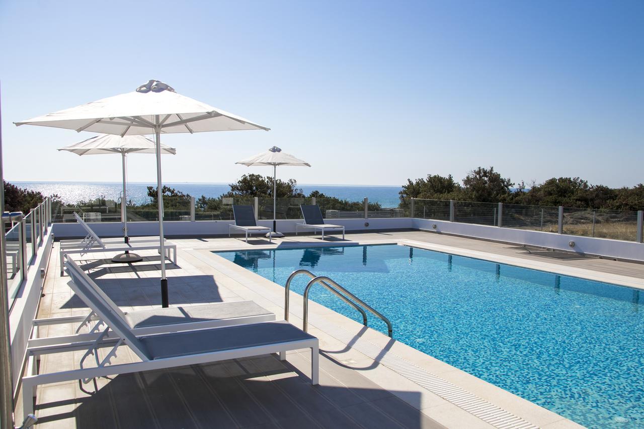 Aegean Horizon Beachfront Villa Gennadi